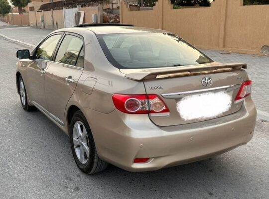 Toyota Corolla 2012 full option Gcc for sale