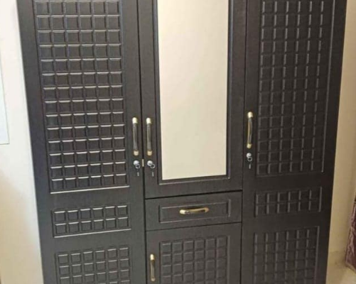 Brand new 3door wardrobe available for sale