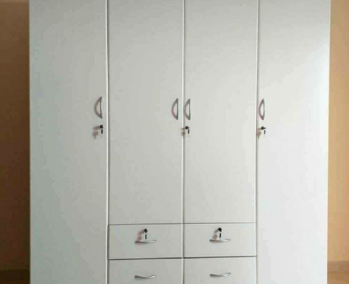 4doors wardrobe for sale