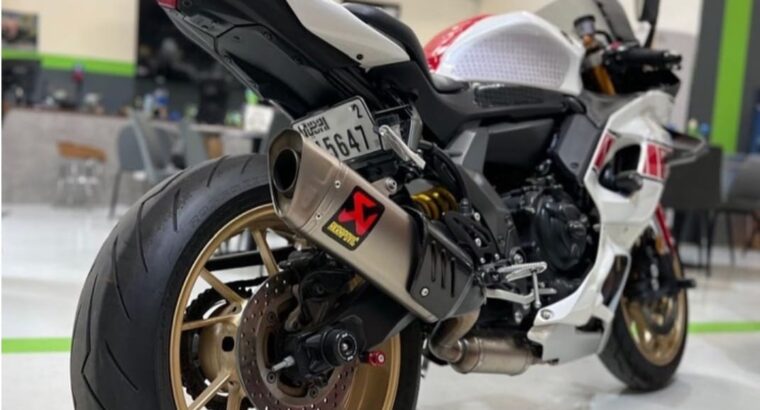 For sale Yamaha r7 2022 In excellent condition