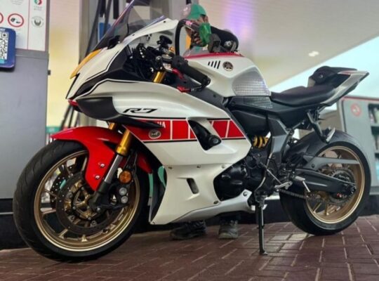 For sale Yamaha r7 2022 In excellent condition