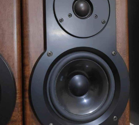 Aiwa & Onkyo Sarround Speakers For Sale