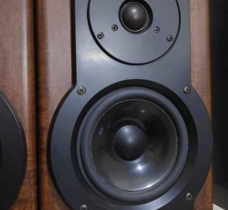 Aiwa & Onkyo Sarround Speakers For Sale