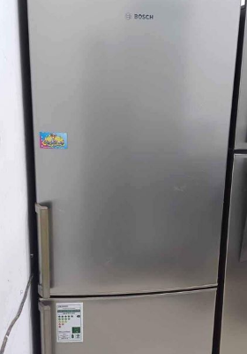 Bosch Refrigerator Bottom freezer for sale