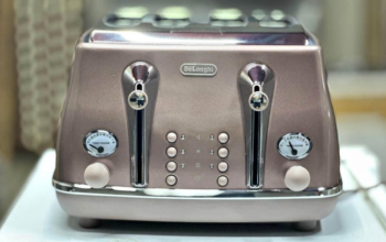 Delonghi 4 Slices Toaster For Sale