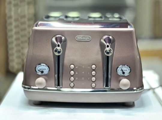 Delonghi 4 Slices Toaster For Sale