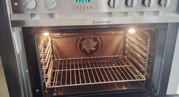 Ariston Electric digital ceramic cooker 90cm for s