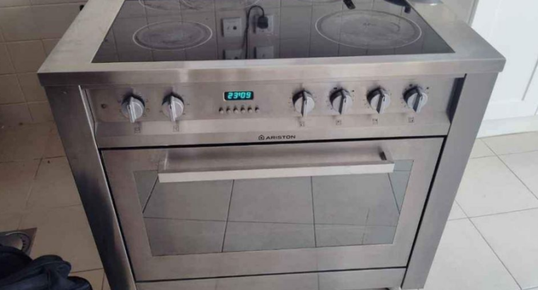 Ariston Electric digital ceramic cooker 90cm for s