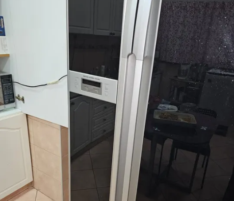 Hitachi refrigerator 2 doors side by side for sale
