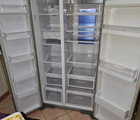 Hitachi refrigerator 2 doors side by side for sale