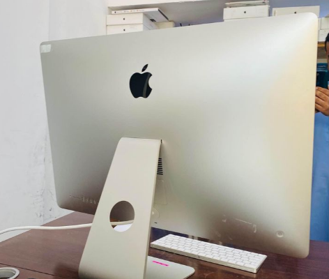 Imac 2015 5k 27 Inch 6 Core For Sale