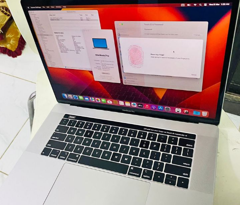 MacBook Air 2018 core i5 2018 16 gb 256gb for sale