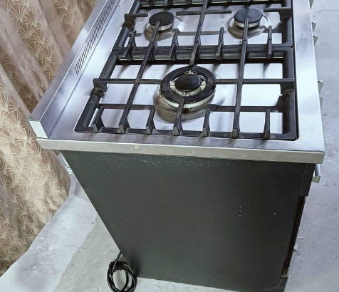 Omega Five Burner Gass Stove latest model For Sale