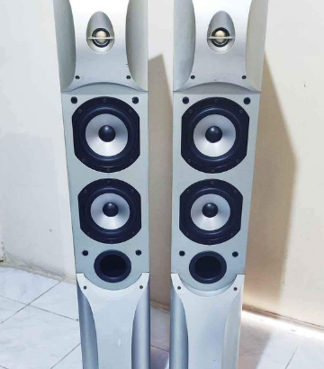 Onkyo HIFI System with Tower Speakers For Sale