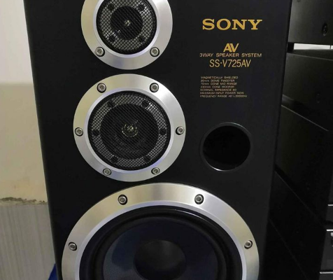 SONY HIFI MUSIC SYSTEM For Sale