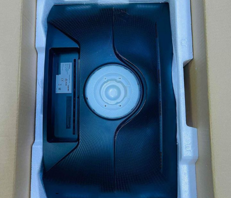 SUMSUNG G6 Gaming Monitor Brand new For Sale