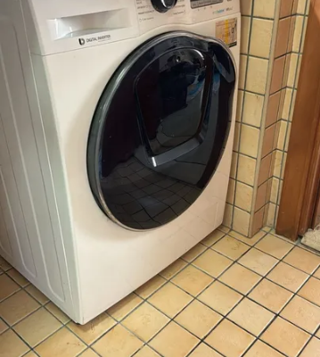 Samsung 7/5kg washer dryer for sale