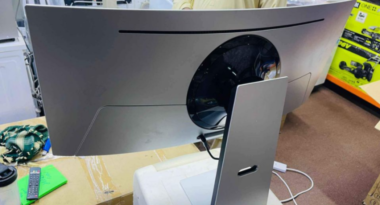 Samsung Galaxy OLED Gaming Monitor 34in For Sale