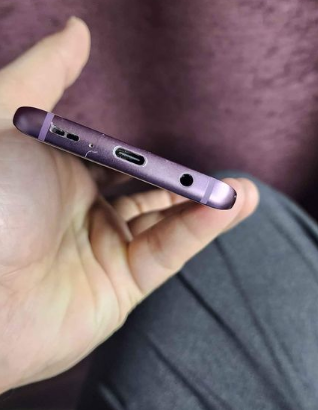 Samsung s9 storge 4gb Ram clean mobile for sale