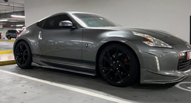 Nissan Z370 full option Gcc 2016 in good conditio