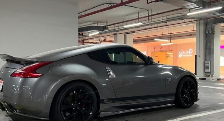 Nissan Z370 full option Gcc 2016 in good conditio