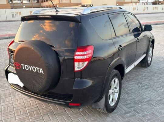 Toyota Rav4 full option 2011 Gcc for sale