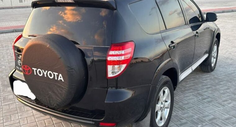 Toyota Rav4 full option 2011 Gcc for sale