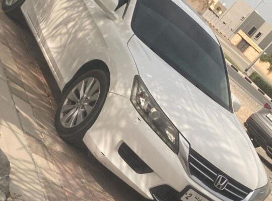 Honda Accord 2014 Gcc mid option for sale