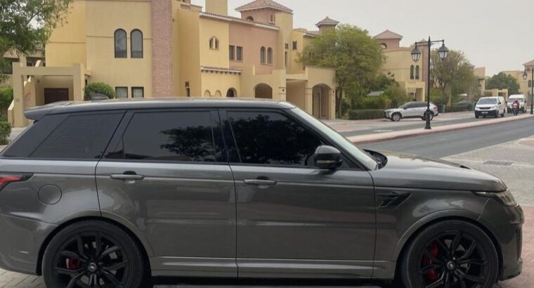 Range Rover sport SVR 2018 in perfect condition
