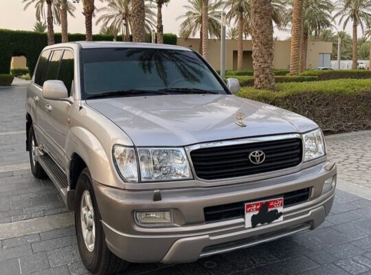 Toyota Land cruiser VXR full option 2002 Gcc