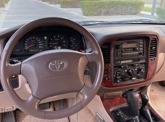 Toyota Land cruiser VXR full option 2002 Gcc