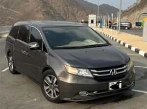 Honda Odyssey touring Gcc 2015 full option for sal