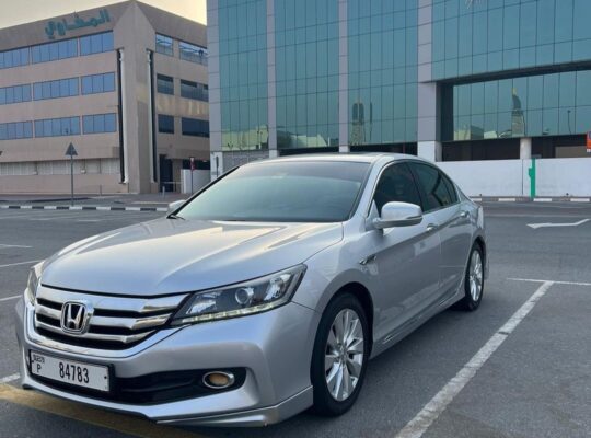 Honda Accord Ex-L full option 2016 Gcc