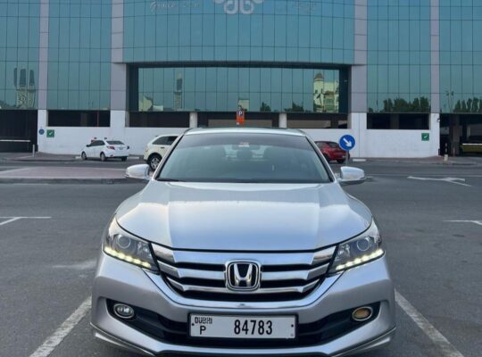 Honda Accord Ex-L full option 2016 Gcc