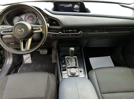 Mazda CX30 full option 2022 Gcc for sale