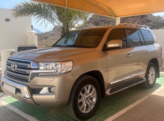 Toyota Land cruiser GXR full option 2016 for sale