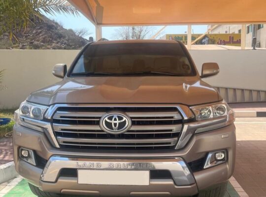 Toyota Land cruiser GXR full option 2016 for sale