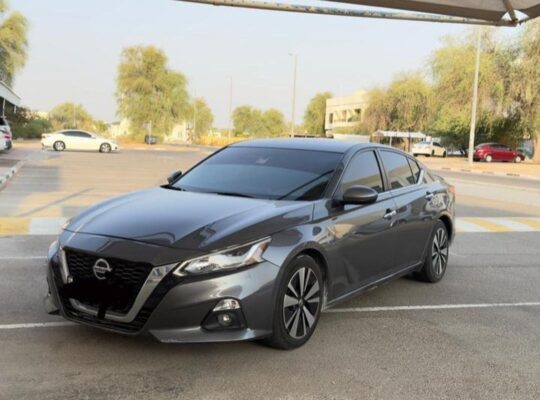 Nissan Altima SV full option 2019 usa imported f