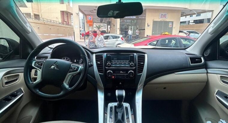 Mitsubishi Montero Sport 2017 Gcc full option for