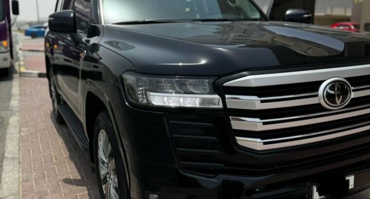 Toyota Land cruiser GXR twin turbo 2022 Gcc for s