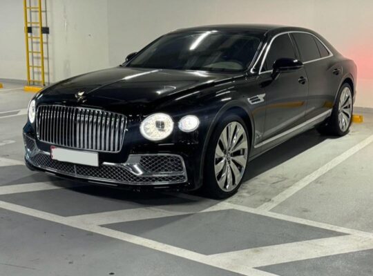 Bentley continental Fly Spur 2020 Gcc for sale