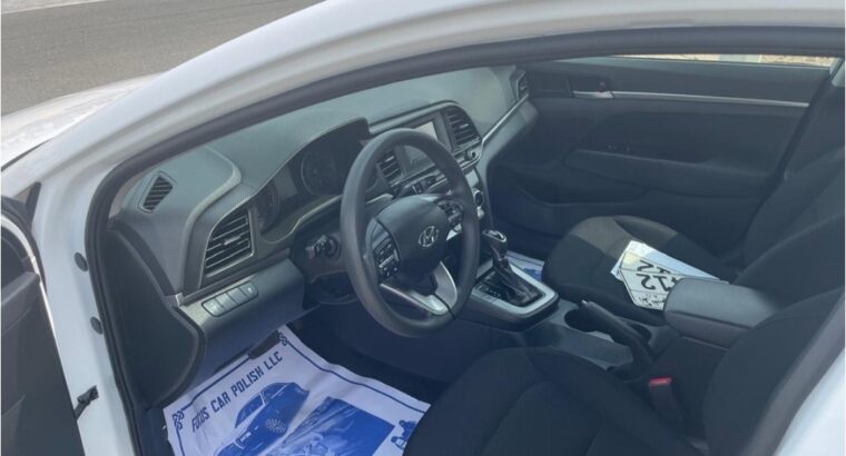 Hyundai Elentra SE 2019 in good condition