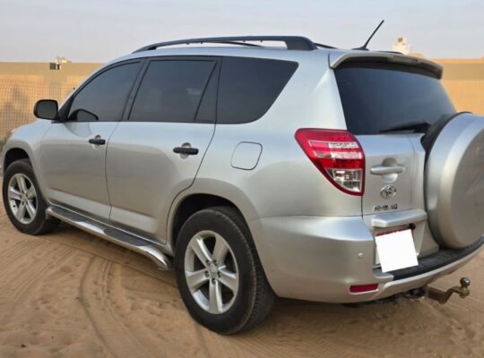 Toyota Rav4 2011 in good condition usa imported