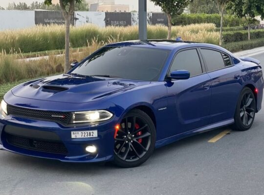 Dodge charger R/T 5.7 2022 in perfect condition