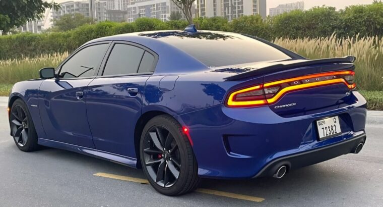 Dodge charger R/T 5.7 2022 in perfect condition