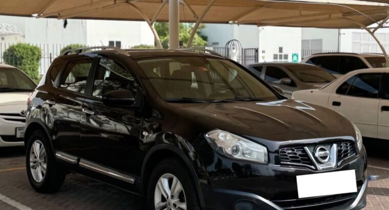 Nissan Qashqai 2014 Gcc full option for sale