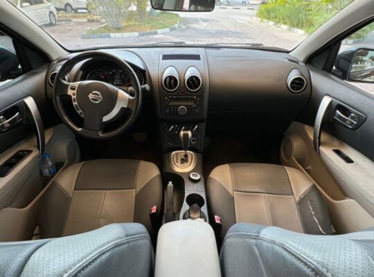 Nissan Qashqai 2014 Gcc full option for sale