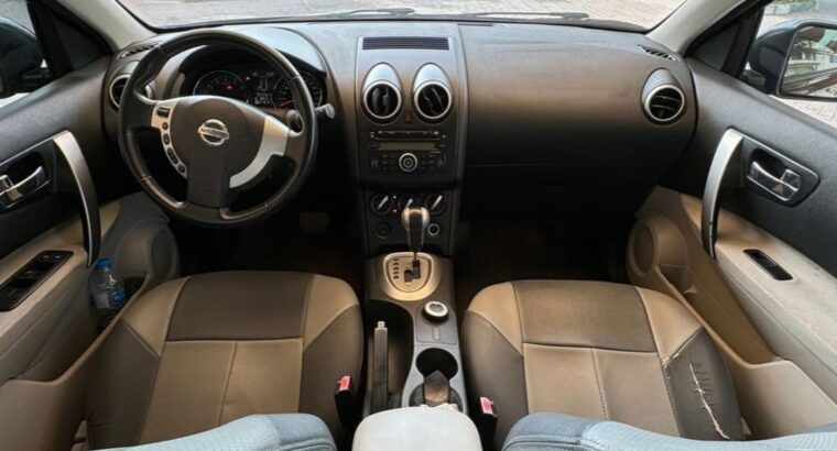 Nissan Qashqai 2014 Gcc full option for sale
