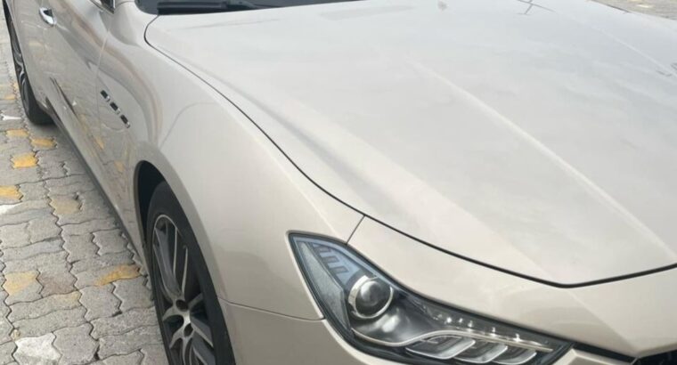 Masarati Ghibli Full option 2015 Gcc in good cond