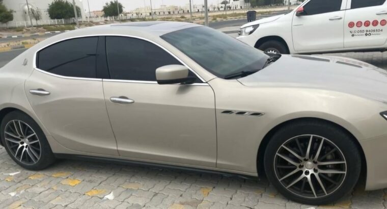 Masarati Ghibli Full option 2015 Gcc in good cond
